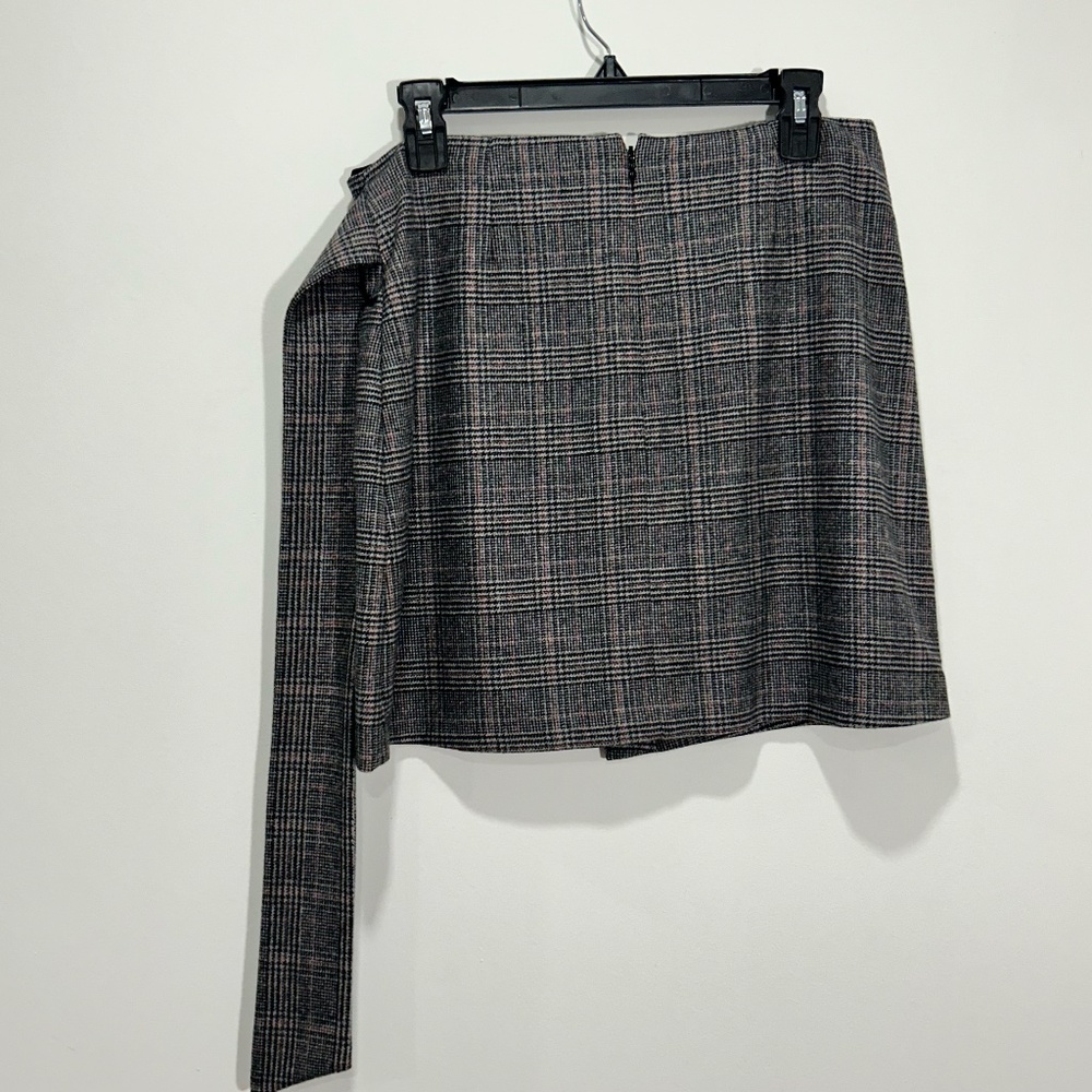 ARITZIA WILFRED FREE Black/Grey Plaid Dorine Mini Skirt with Tie in Size 10 - Picture 3 of 6